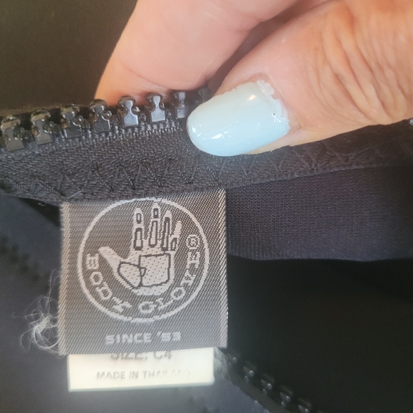 Child's Bodyglove Surfing/ Diving / Swimming Suit Size 4 - Picture 6 of 7